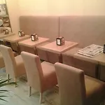 Vanella Domus Bed & Breakfast 4*