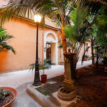 Vanella Domus 4*